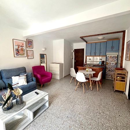 Natalie Calpe Sun 100M To The Beach Center Екстер'єр фото