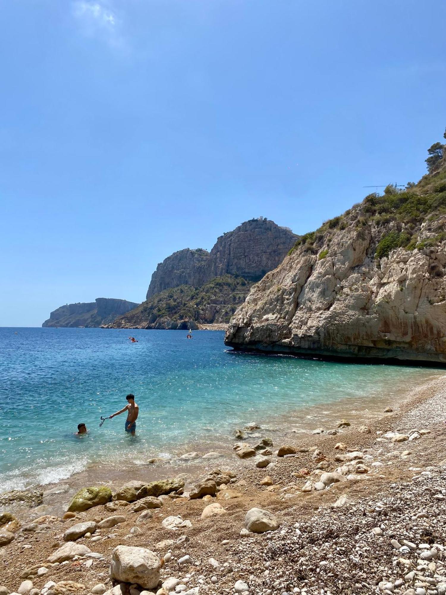 Natalie Calpe Sun 100M To The Beach Center Екстер'єр фото