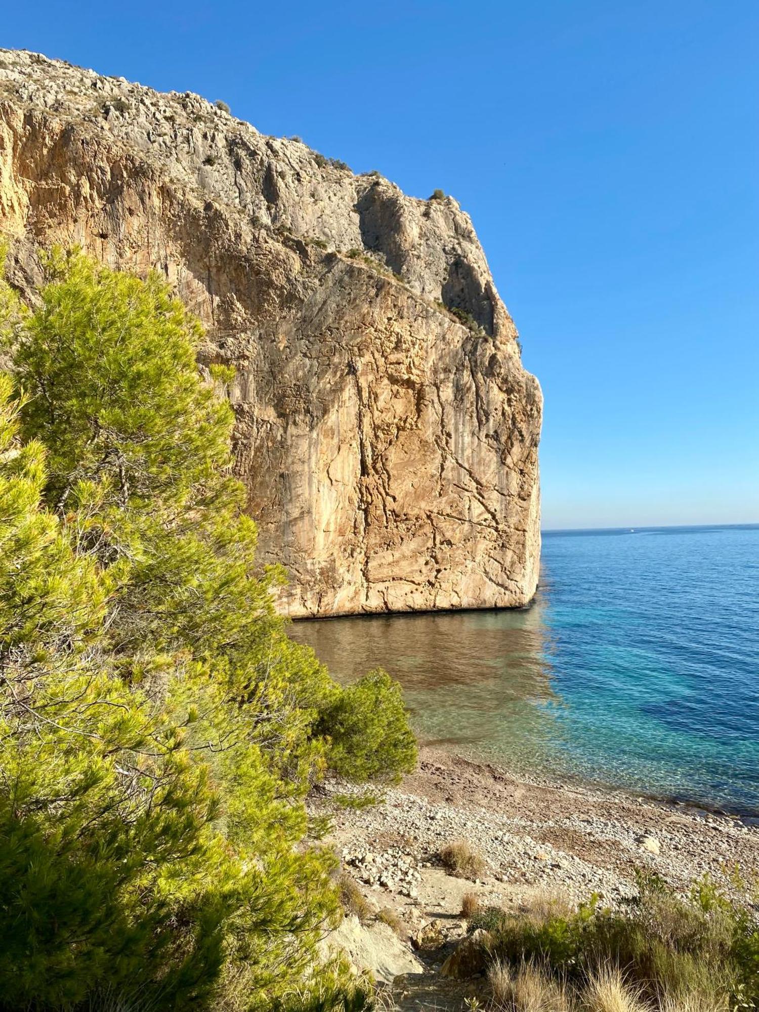 Natalie Calpe Sun 100M To The Beach Center Екстер'єр фото